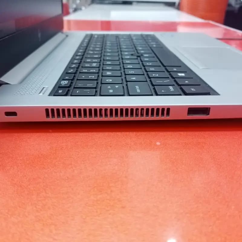 HP Elitebook 840 G5